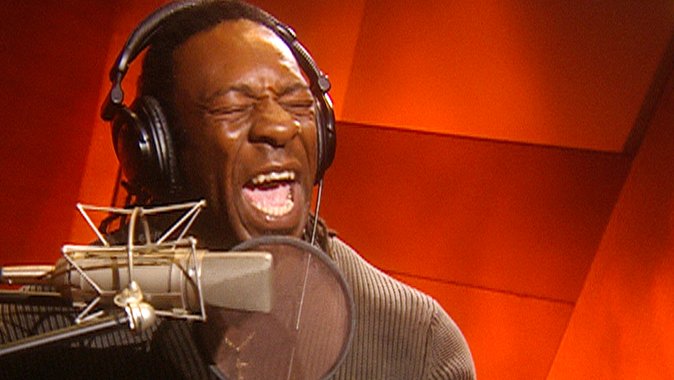 WWE_Confidential_E58___Recording_the_WWE_Originals_album_SD